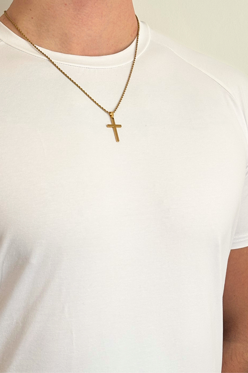 MILANO CROSS NECKLACE | GOLD