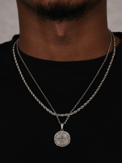 COMPASS PENDANT | GOLD