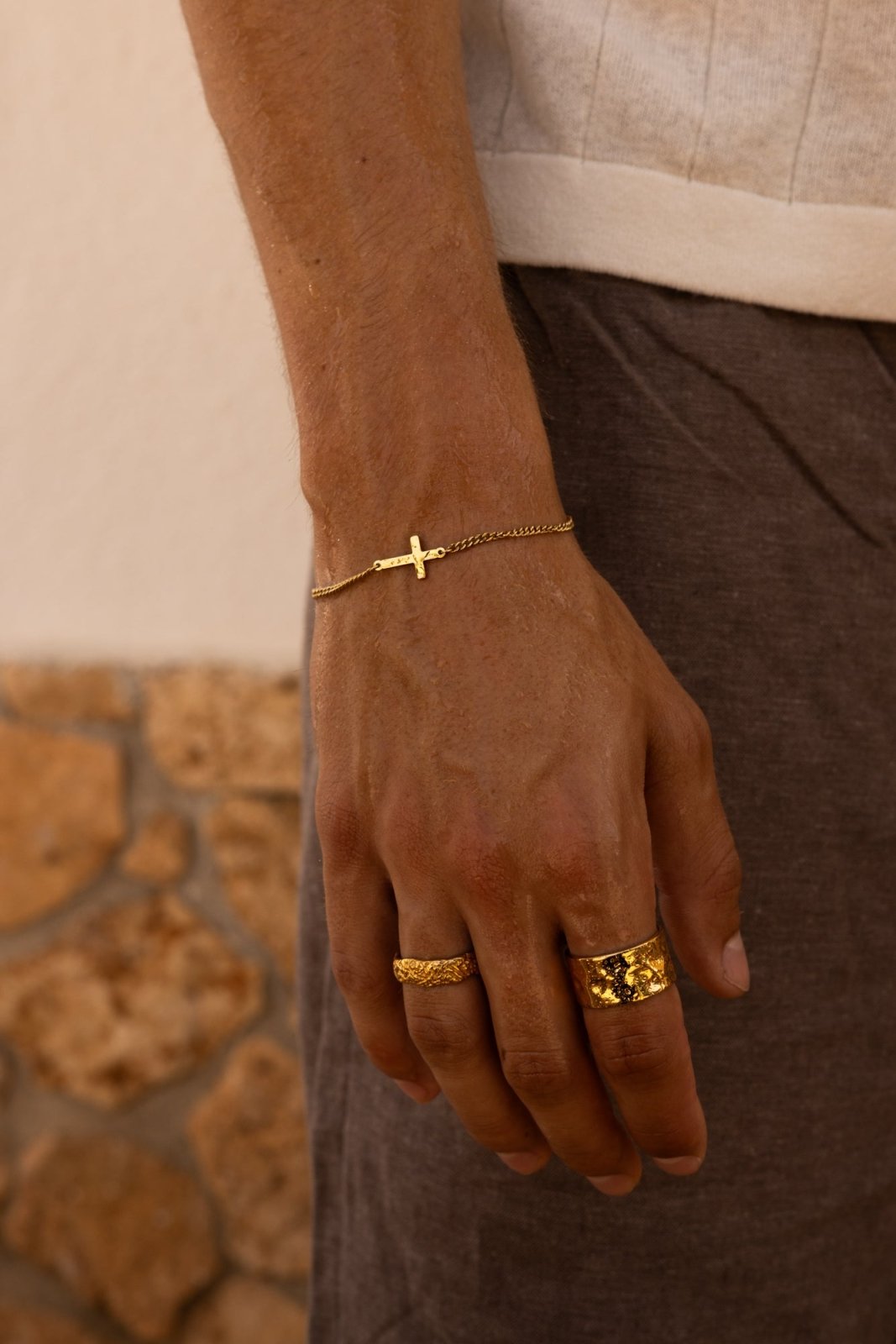 CROSS BRACELET | SILVER | BESTSELLER