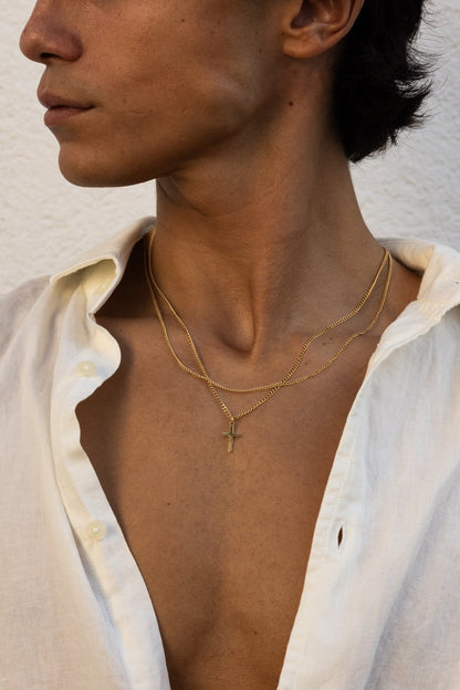 BASIC CROSS NECKLACE | GOLD
