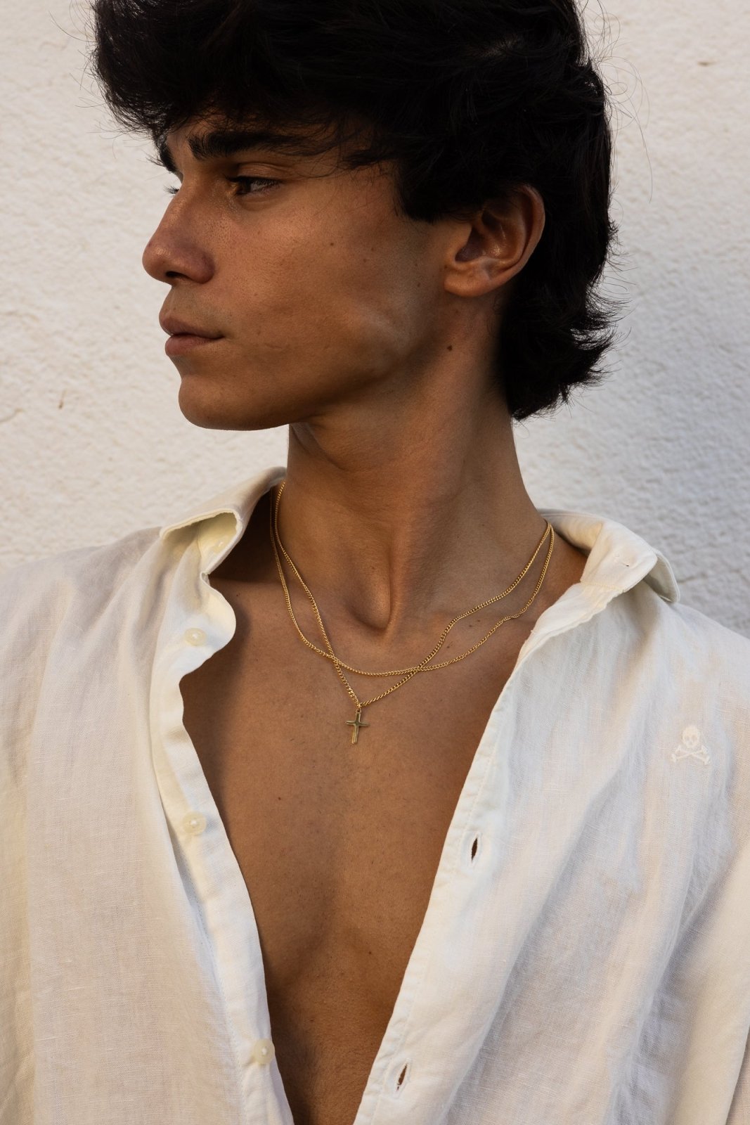 BASIC CROSS NECKLACE | GOLD