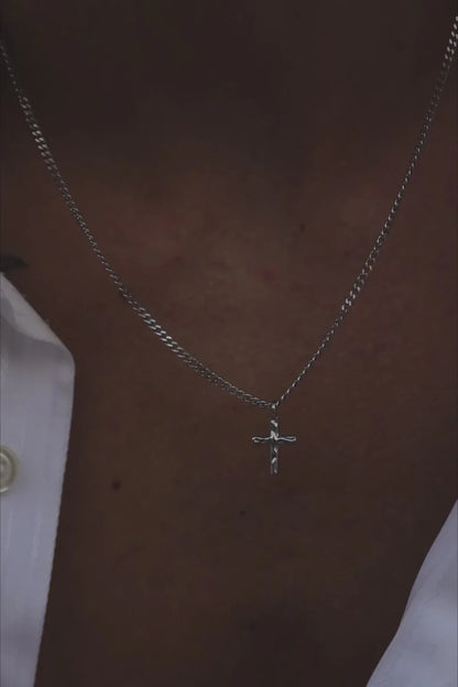 HAMMERED CROSS NECKLACE | GOLD | UNISEX